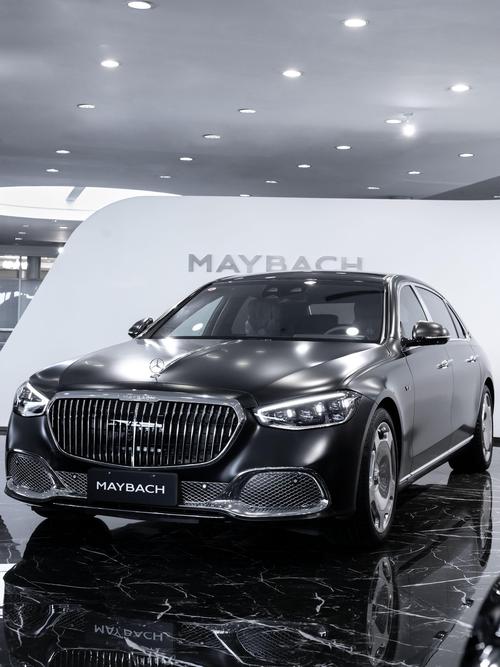 深圳宝安区亿跃阳企业管理咨询岚图汽车的售后服务让用户无忧出行，迈巴赫未来的豪华车趋势