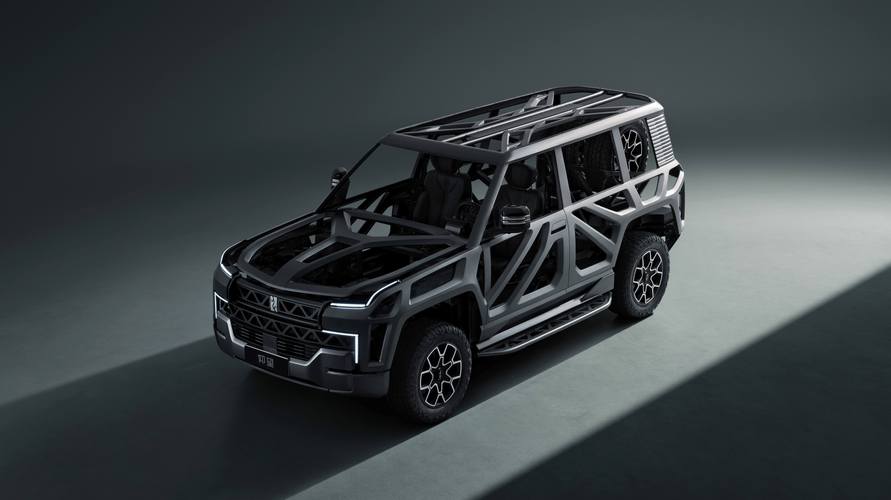 深圳宝安区亿跃阳企业管理咨询仰望U8硬派越野的科技魅力，国能汽车对传统燃油车市场的冲击